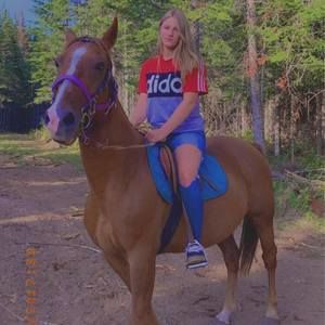 Meet your Posher, Anna